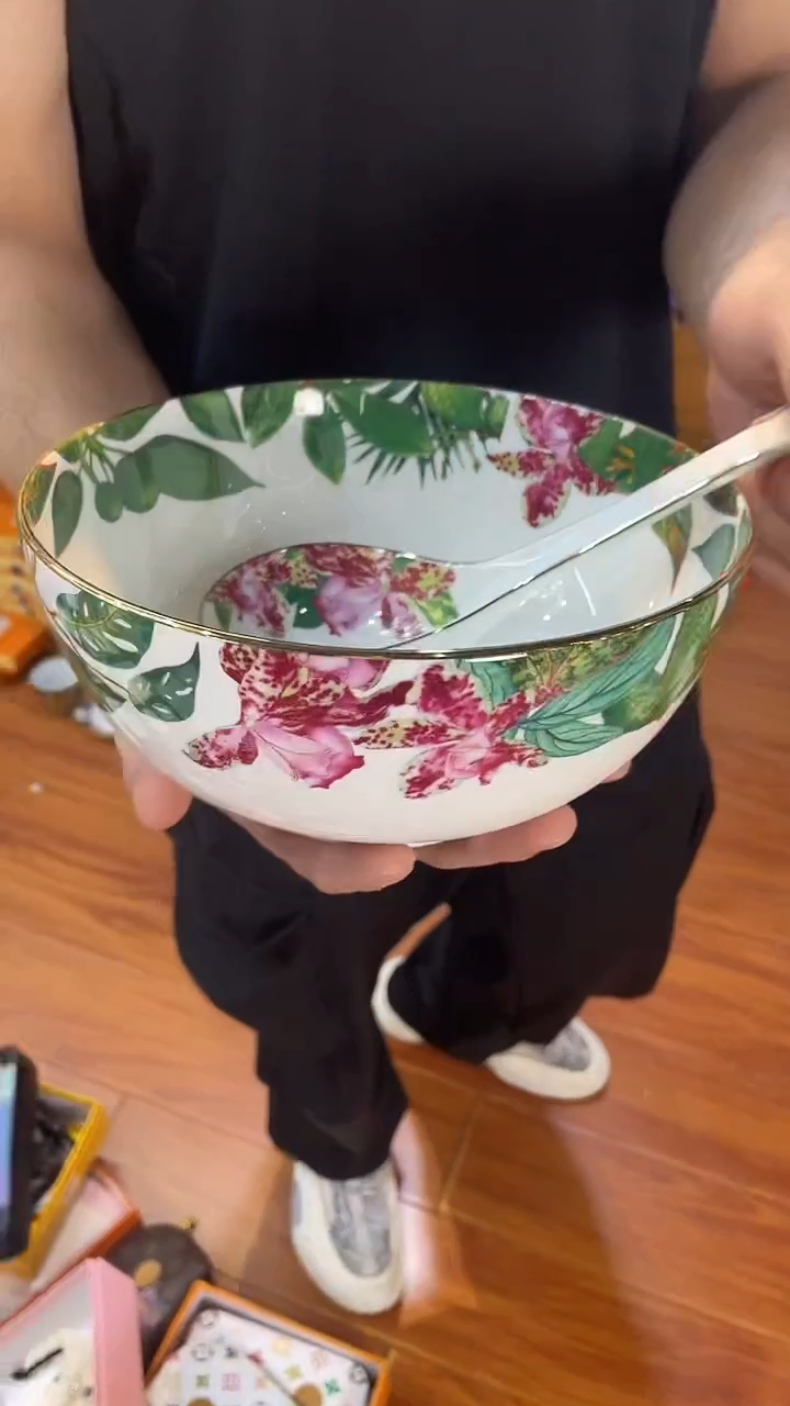 杯鸿辉家品牌瓷器，京东包邮！