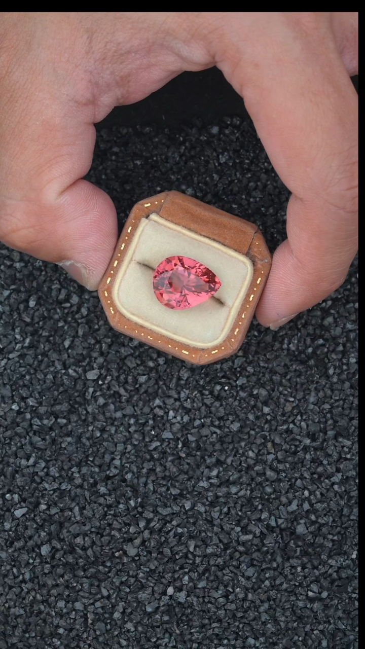 【闪购商品】碧玺裸石未镶嵌8.35克拉