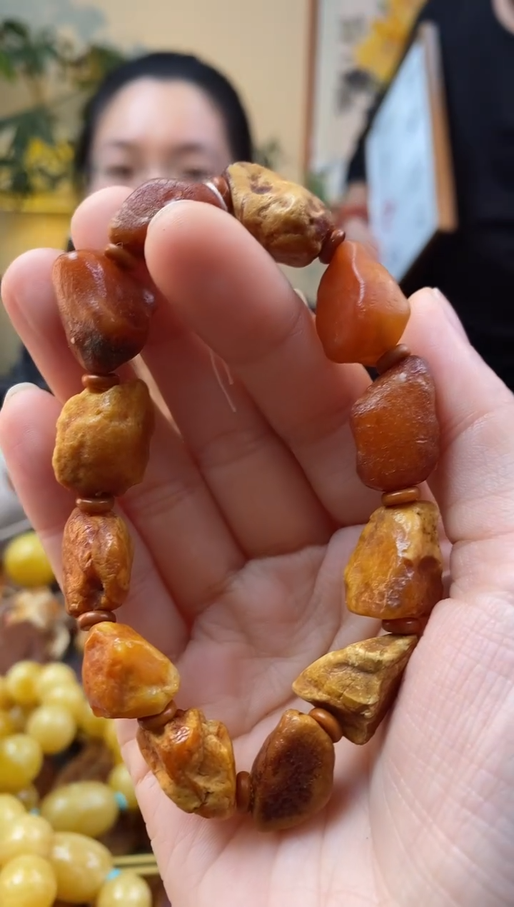 【闪购商品】琥珀手串未镶嵌手串