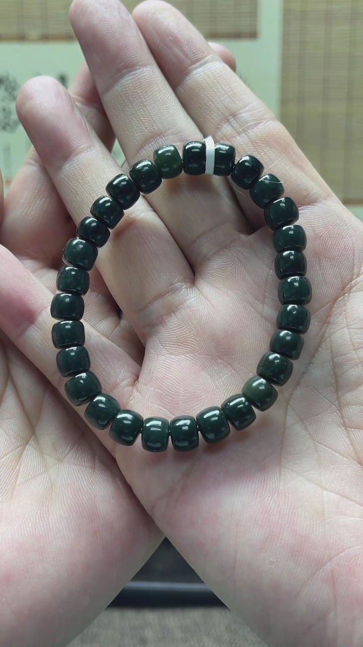 【闪购商品】和田玉手串未镶嵌沙枣青手串701059