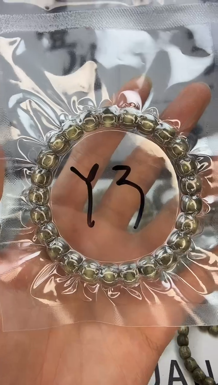 手串星月菩提9/8 石玉料 绿幽灵 极品星点货 带侧留白 同枝果