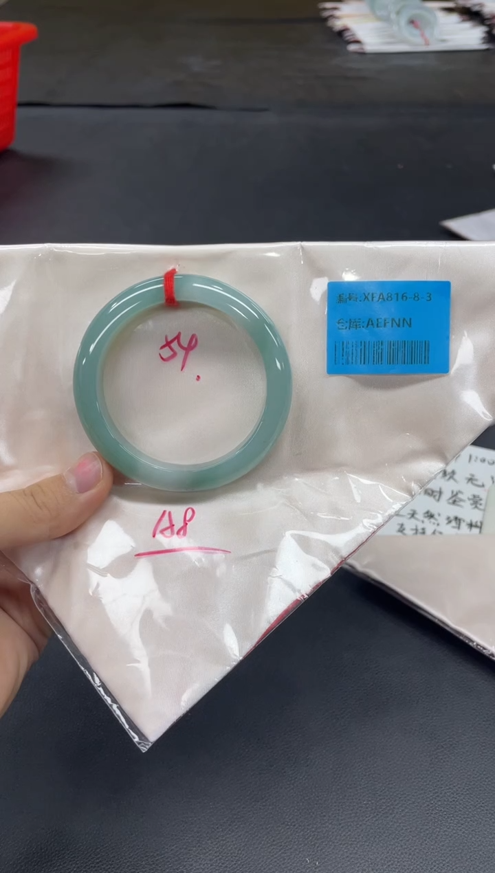 未镶嵌手镯翡翠翡翠手镯