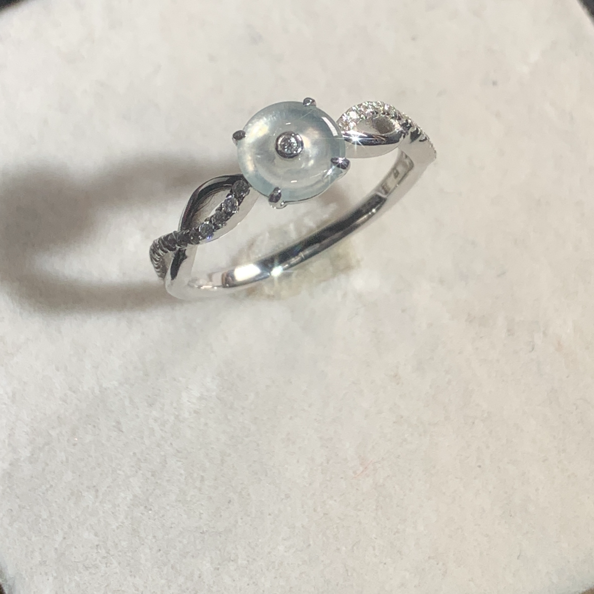 天然缅甸玻璃种翡翠闭口设计款女戒通体国标银S925镶镀金女戒