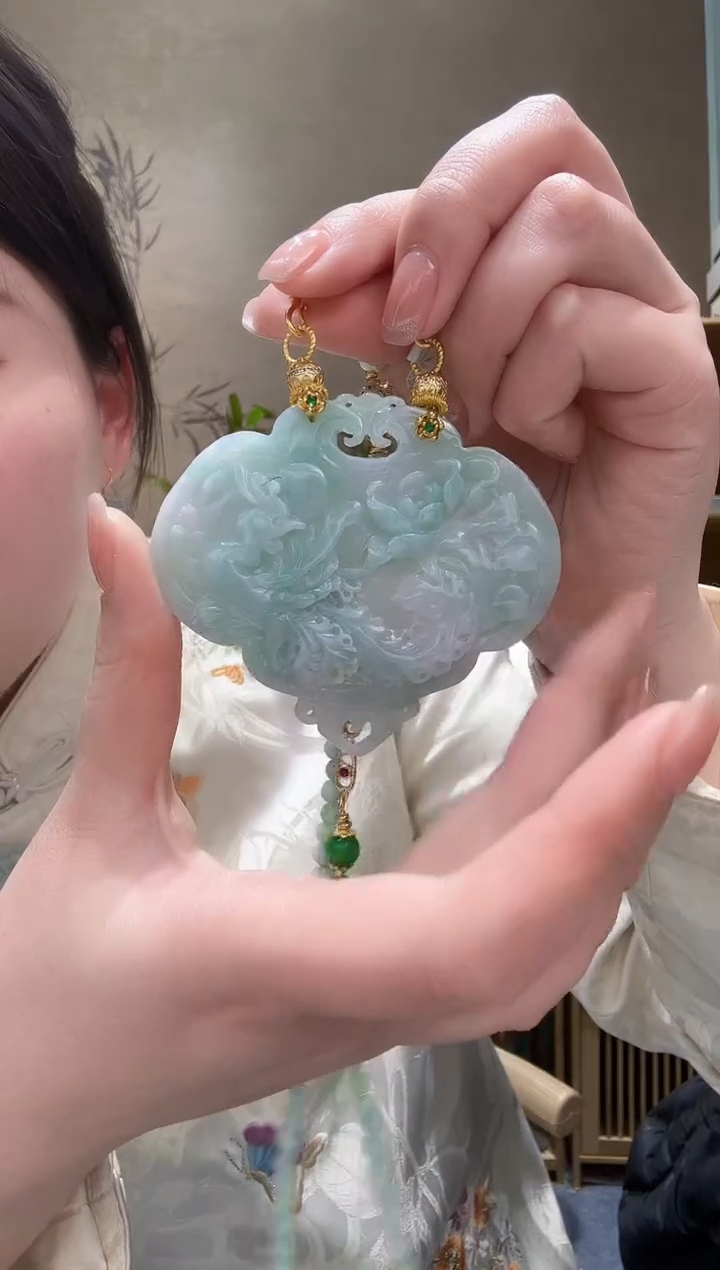 【闪购商品】翡翠颈饰未镶嵌吊坠