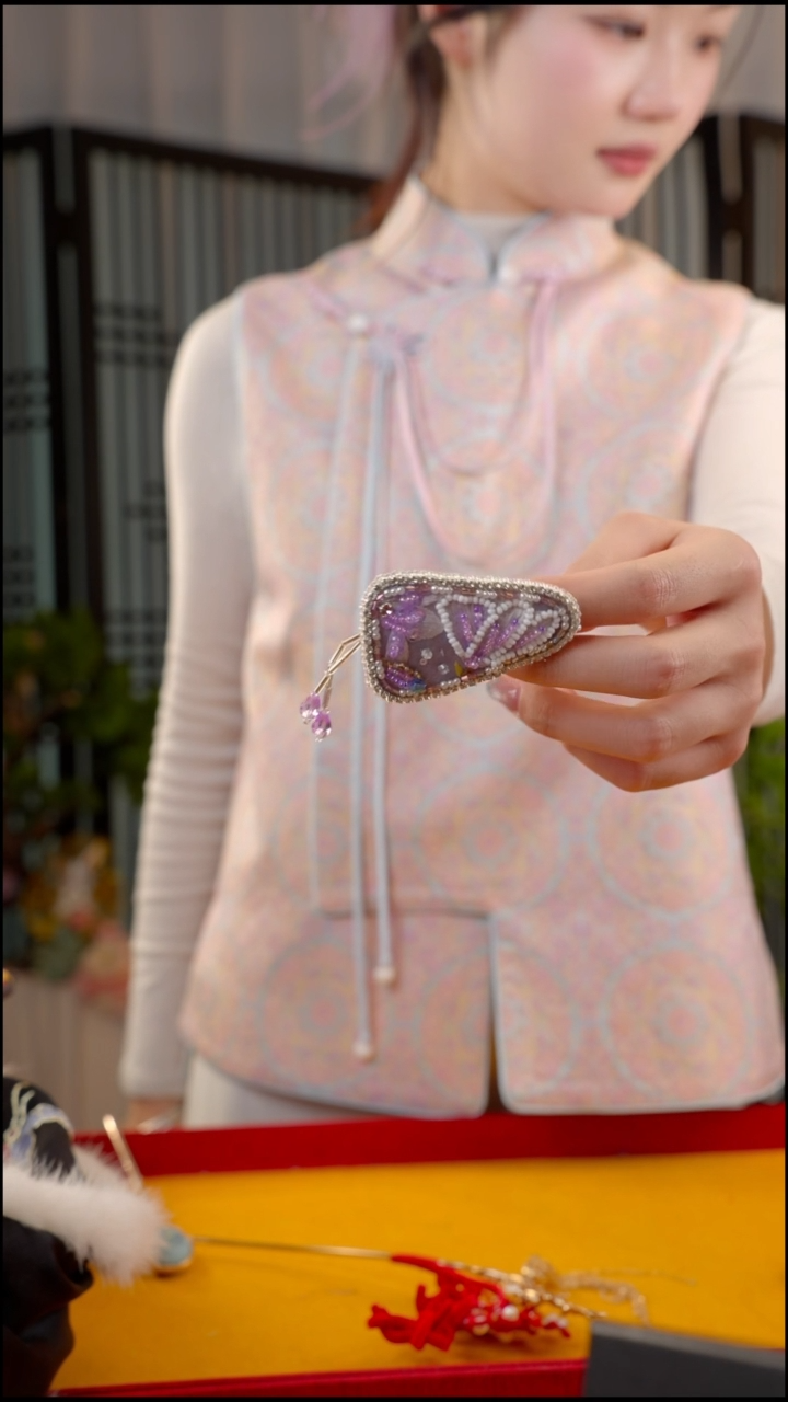 刺绣旺****ꕊ非遗苏绣手工饰品