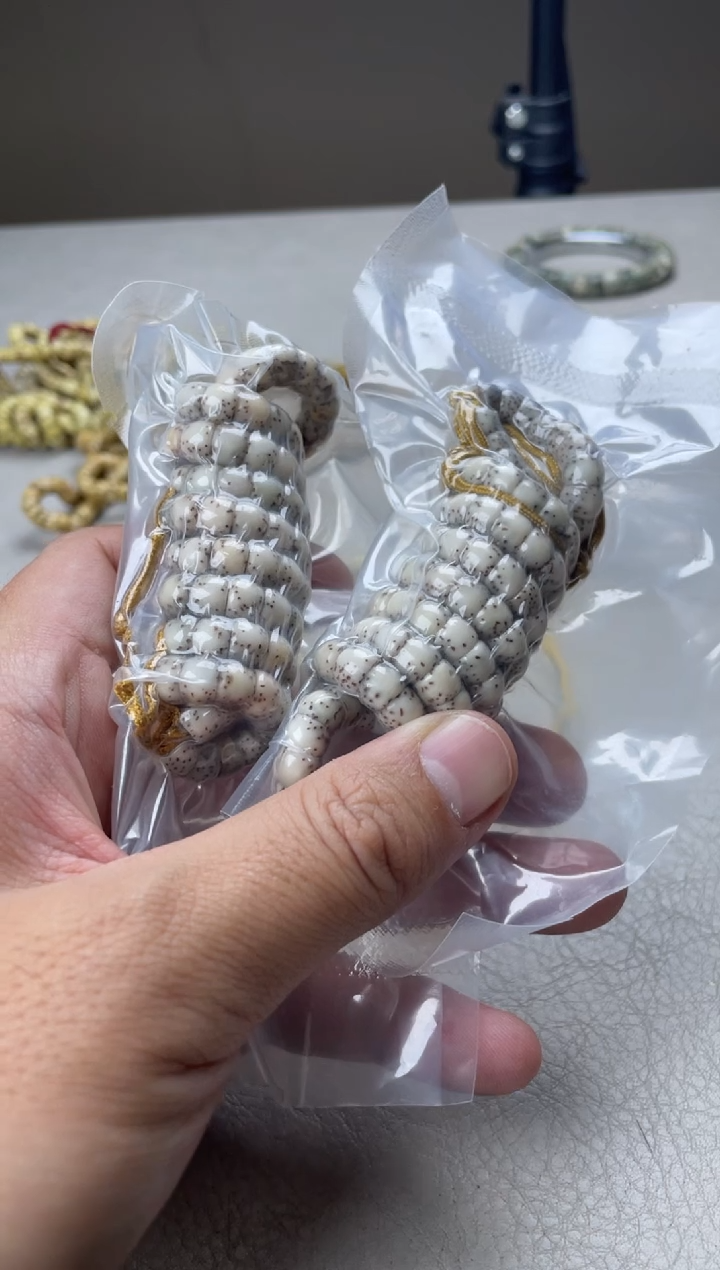 吊坠星月菩提糯冰料卡7mm厚直切大肠大留白高货