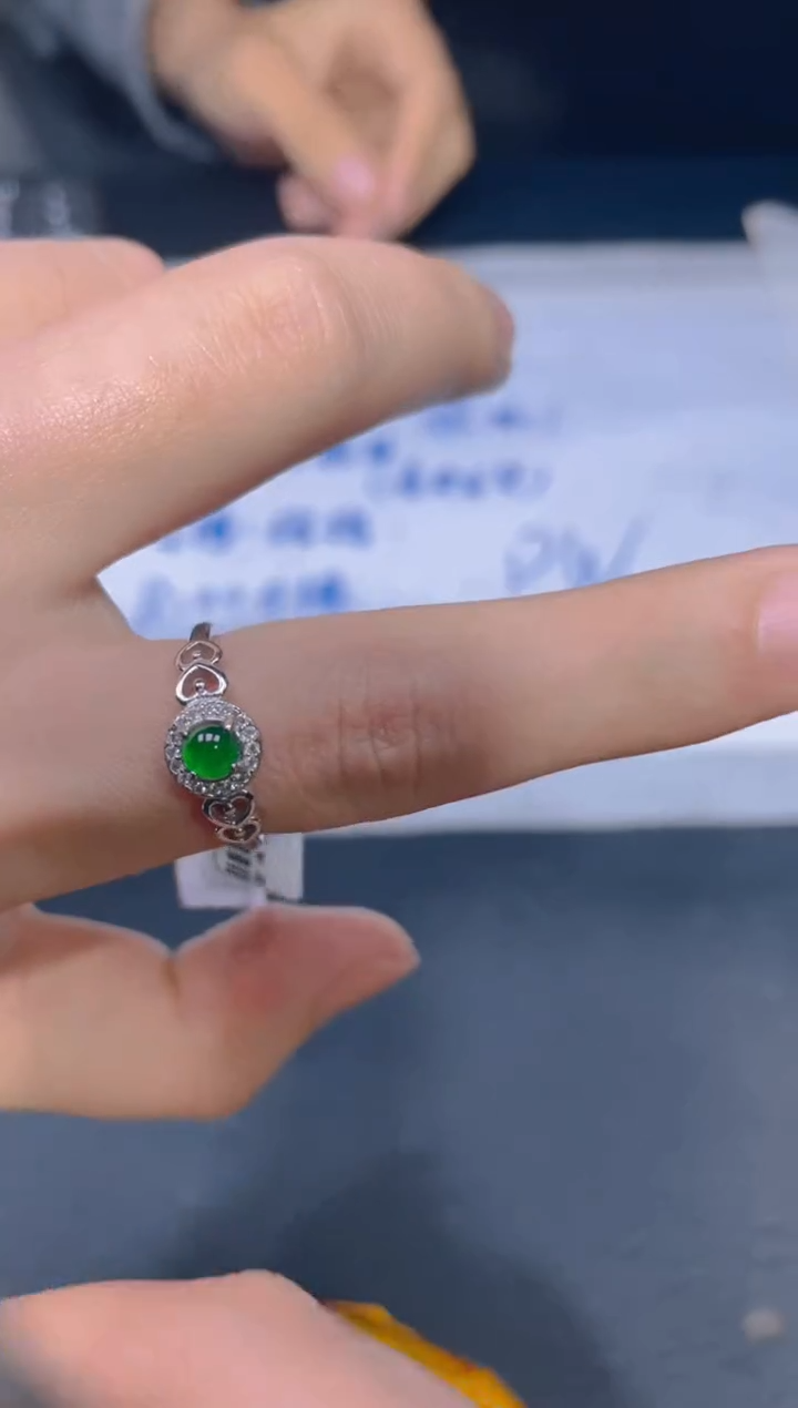 【闪购商品】定制翡翠未镶嵌130定制翡翠多样性发其一