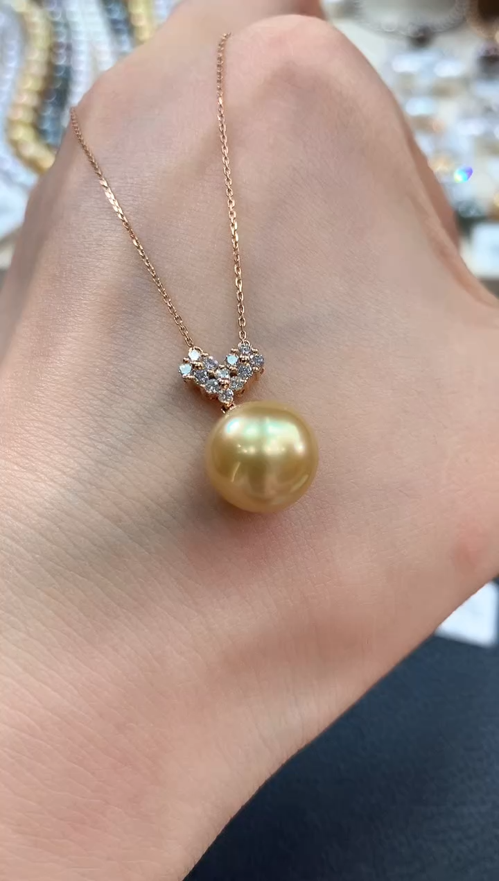 【闪购商品】海水珍珠项链18K金镶嵌m16       