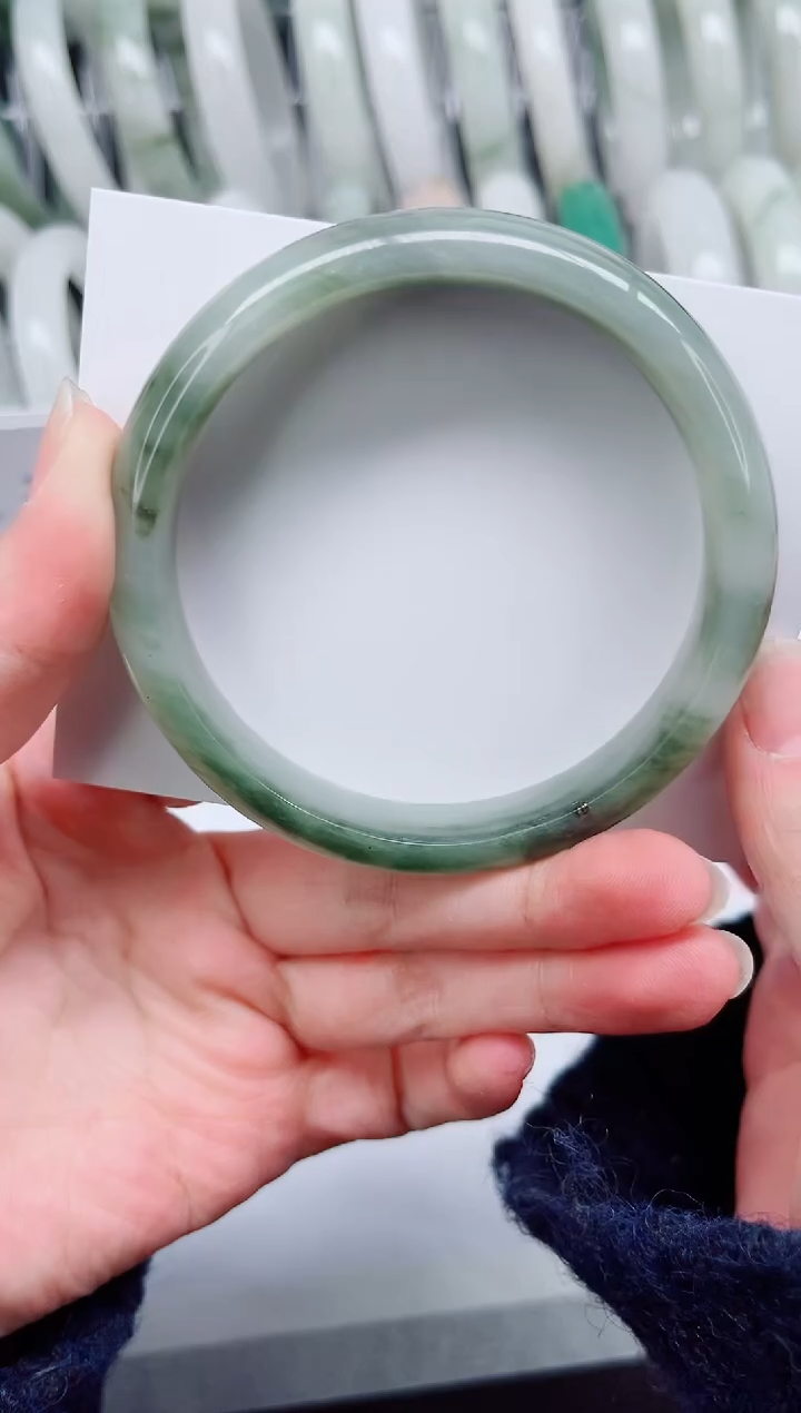 【闪购商品】石英质玉手镯未镶嵌A292-60.3