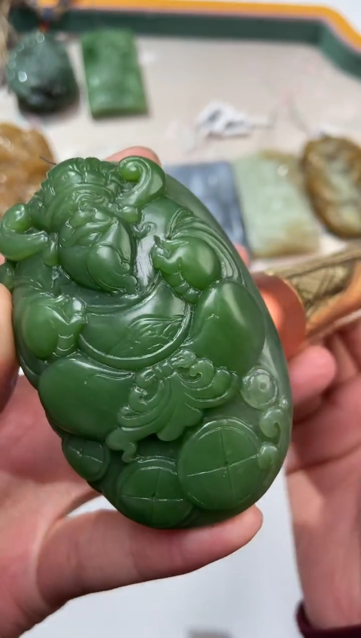 颈饰未镶嵌和田玉邱****站123123