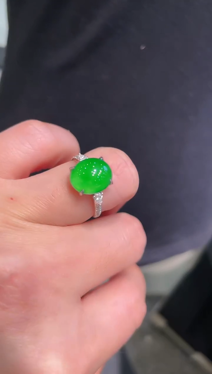 【闪购商品】翡翠颈饰18K金镶嵌A86戒指