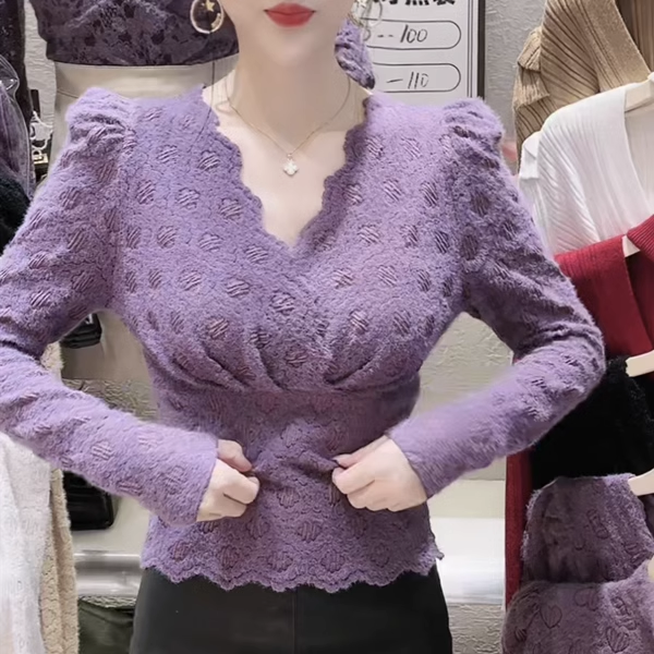 法式V领蕾丝磨毛打底衫女秋冬新款韩版洋气减龄加厚短款长袖上衣