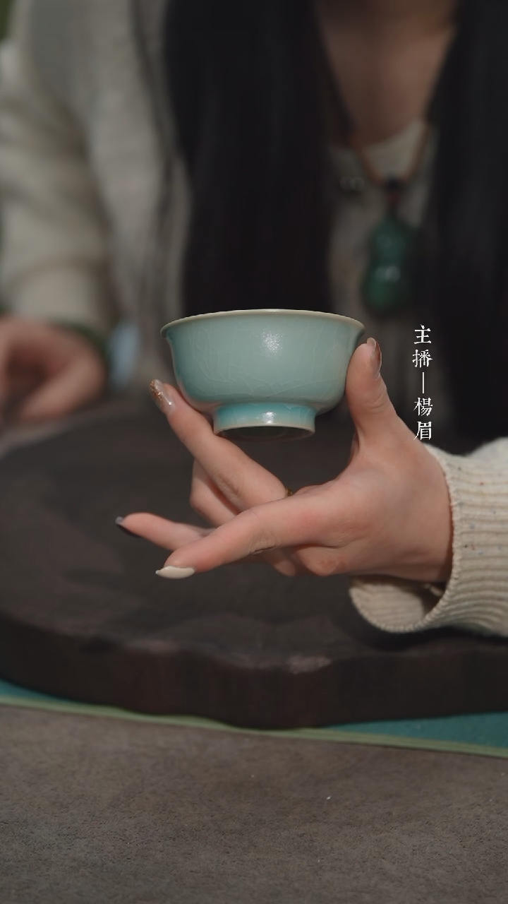 【闪购商品】小压手杯60ml-汝瓷张海英-眉