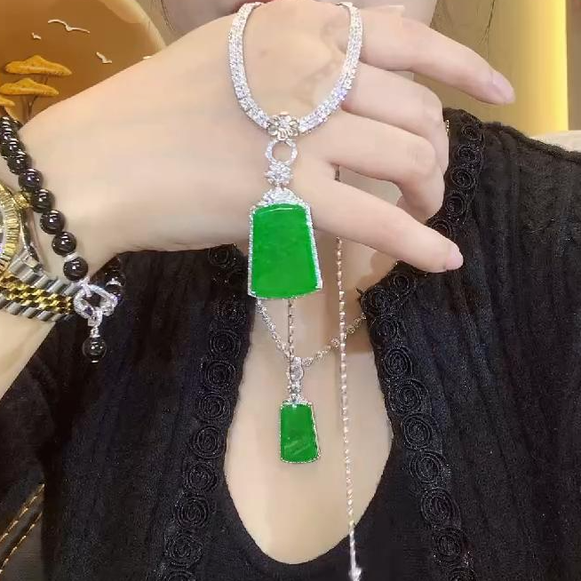 玥集珠宝 18K金 翡翠无事牌（不含链） 多样性发货一件 BG