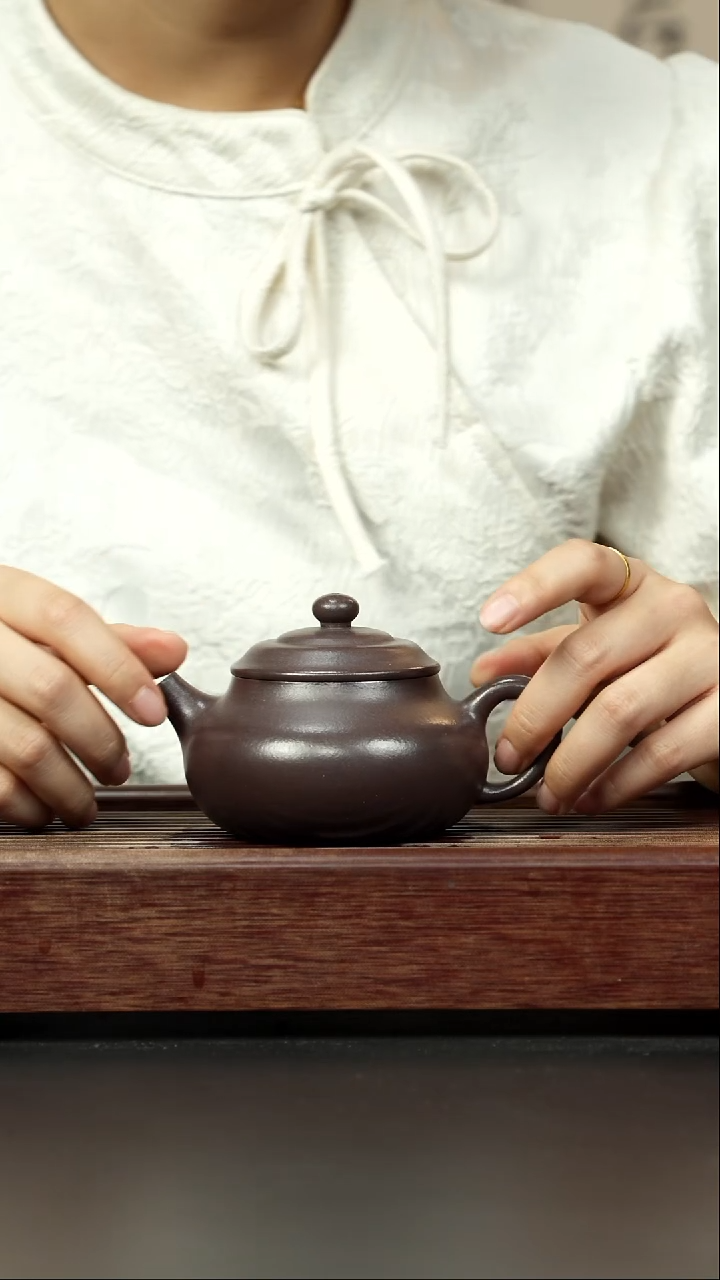 紫砂茶壶千禧紫泥 笠帽容天