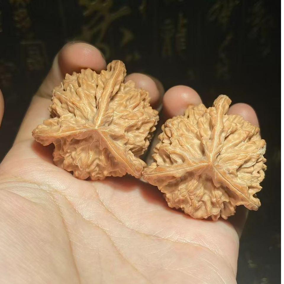 文玩核桃把件40球奔三棱