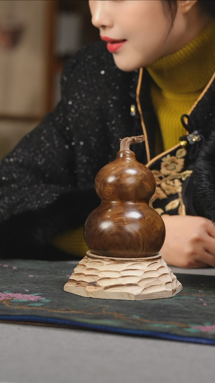 【闪购商品】金丝楠古沉瘤疤高抛葫芦摆件