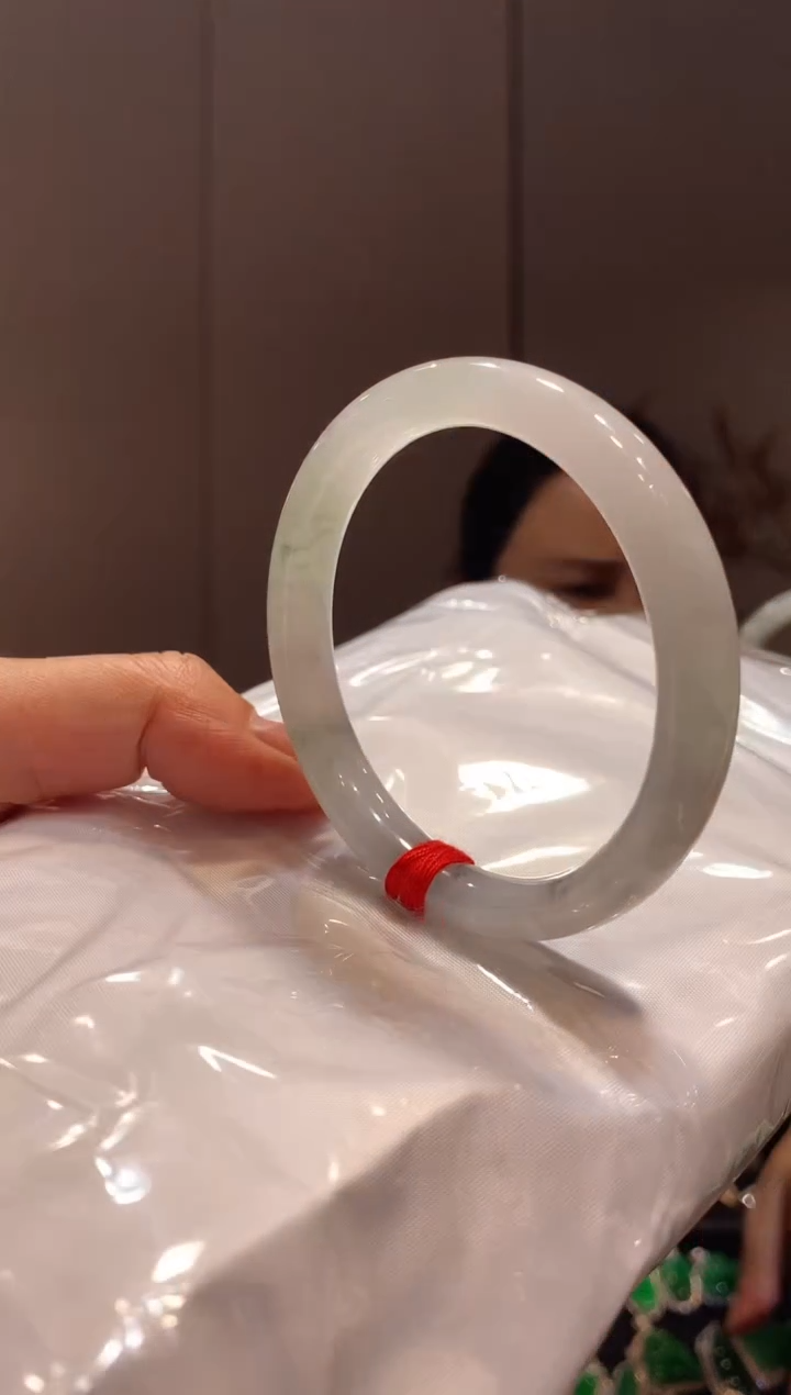 【闪购商品】翡翠手镯未镶嵌手镯 