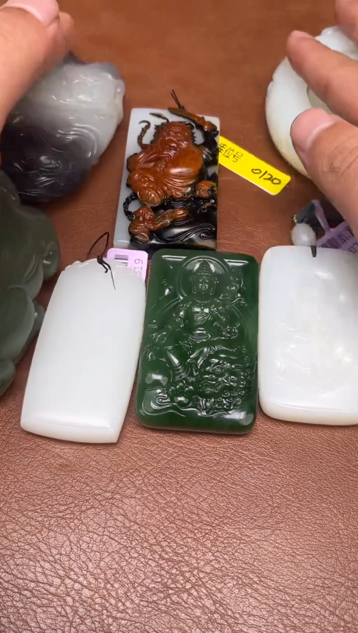 【闪购商品】和田玉2.12GZ多样性拍一发一未镶嵌234536