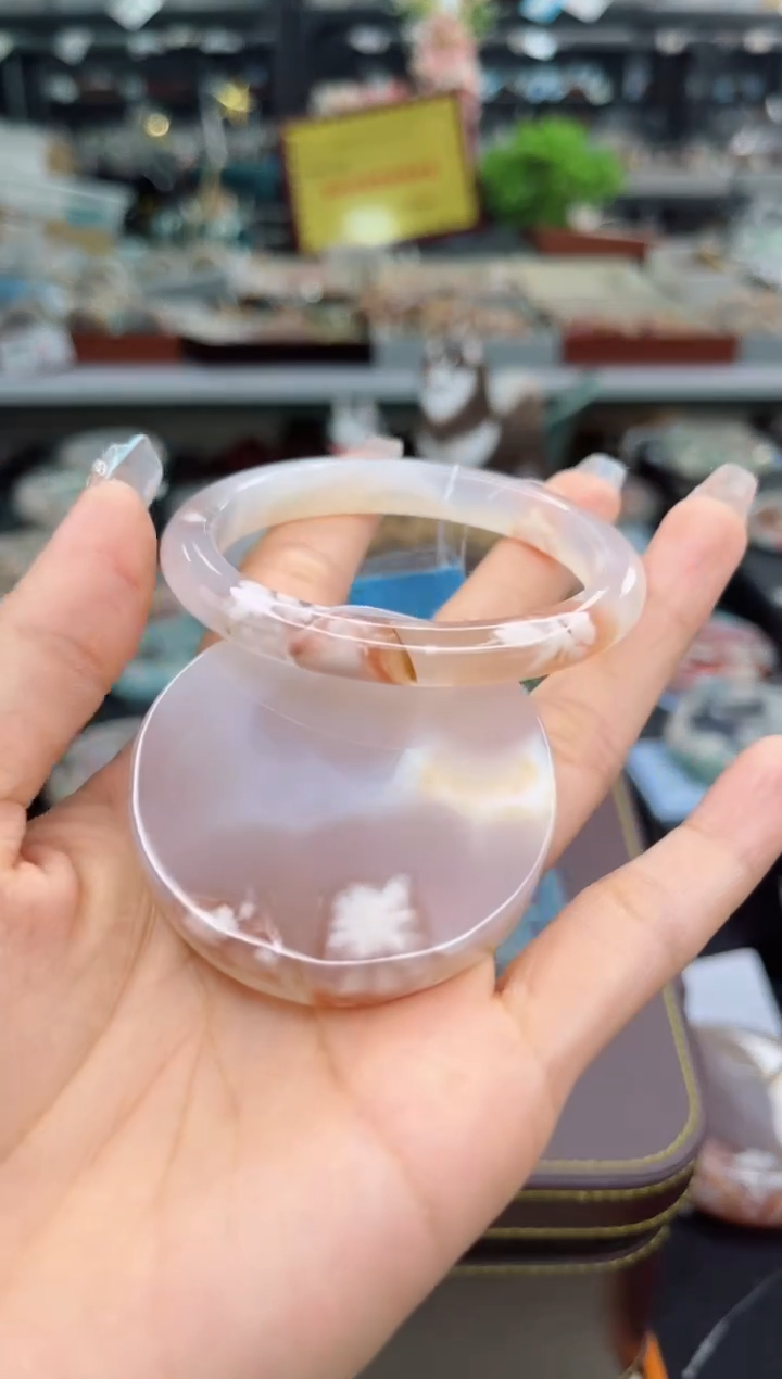 【闪购商品】石英质玉手镯未镶嵌53圈口（赠品镯心）6246518