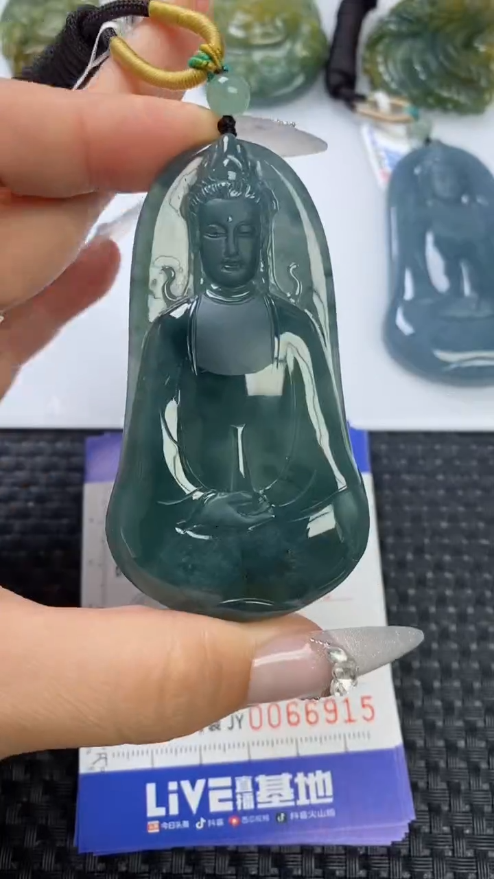 【闪购商品】翡翠颈饰未镶嵌1111111111111111