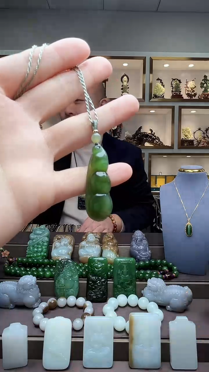 【闪购商品】和田玉挂件未镶嵌苏