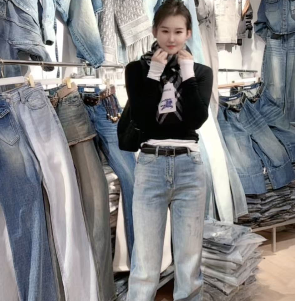2025新款欧版设计师款显瘦百搭牛仔裤女窄版直筒17758