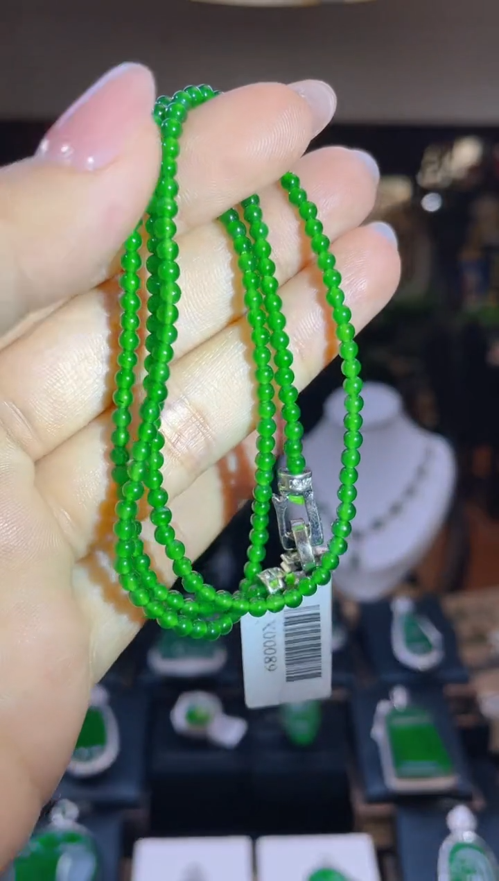 【闪购商品】翡翠吊坠(不含链)未镶嵌多样性发其一
