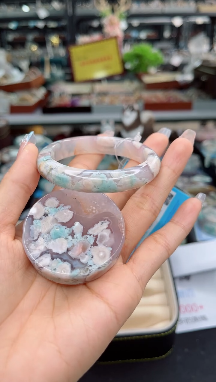 【闪购商品】石英质玉手镯未镶嵌52圈口（赠品镯心）S6122003