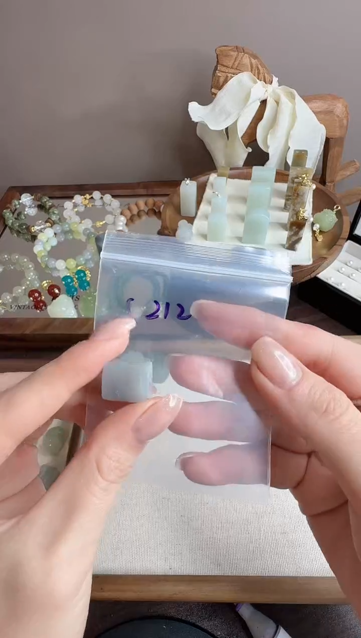 吊坠(不含链)未镶嵌和田玉S212