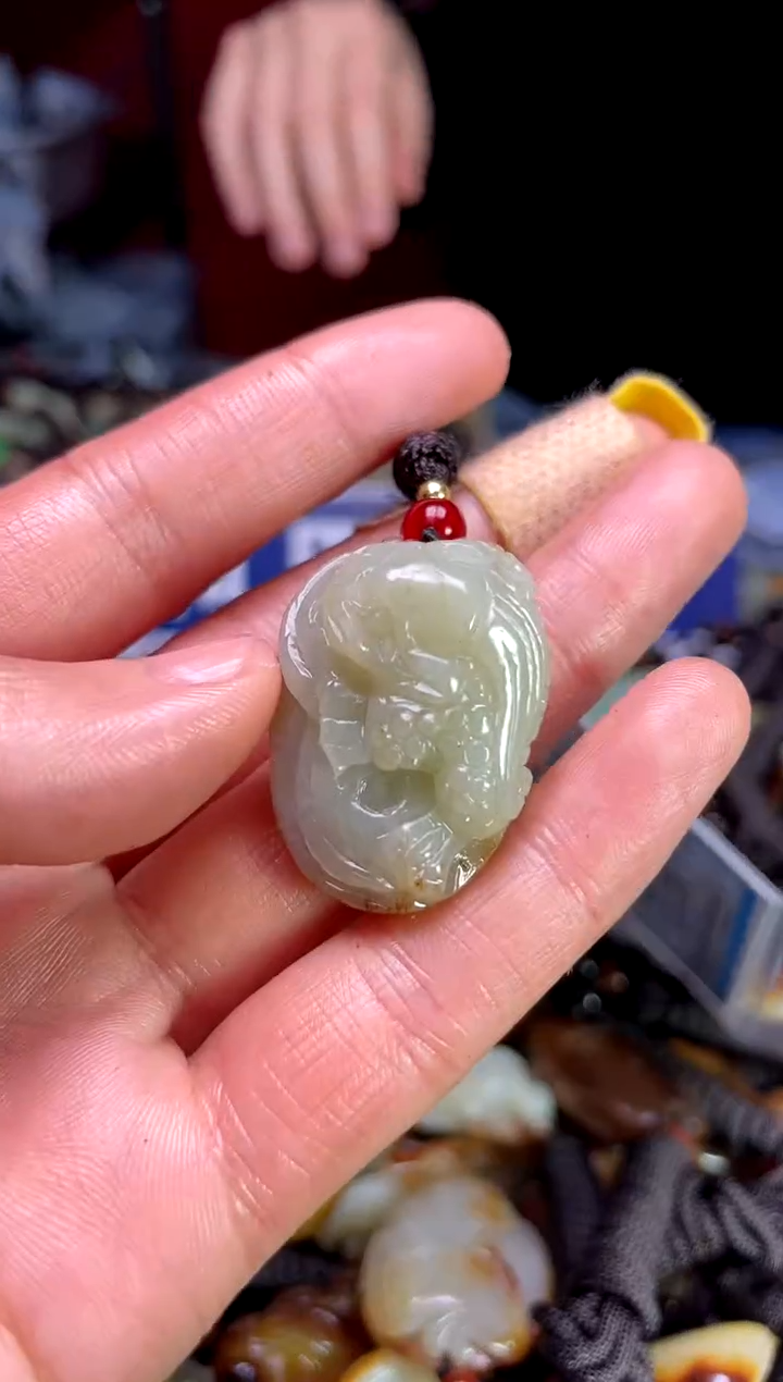 【闪购商品】和田玉颈饰未镶嵌1