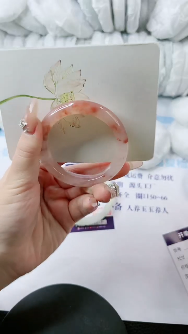 【闪购商品】石英质玉手镯未镶嵌多样性发货L437