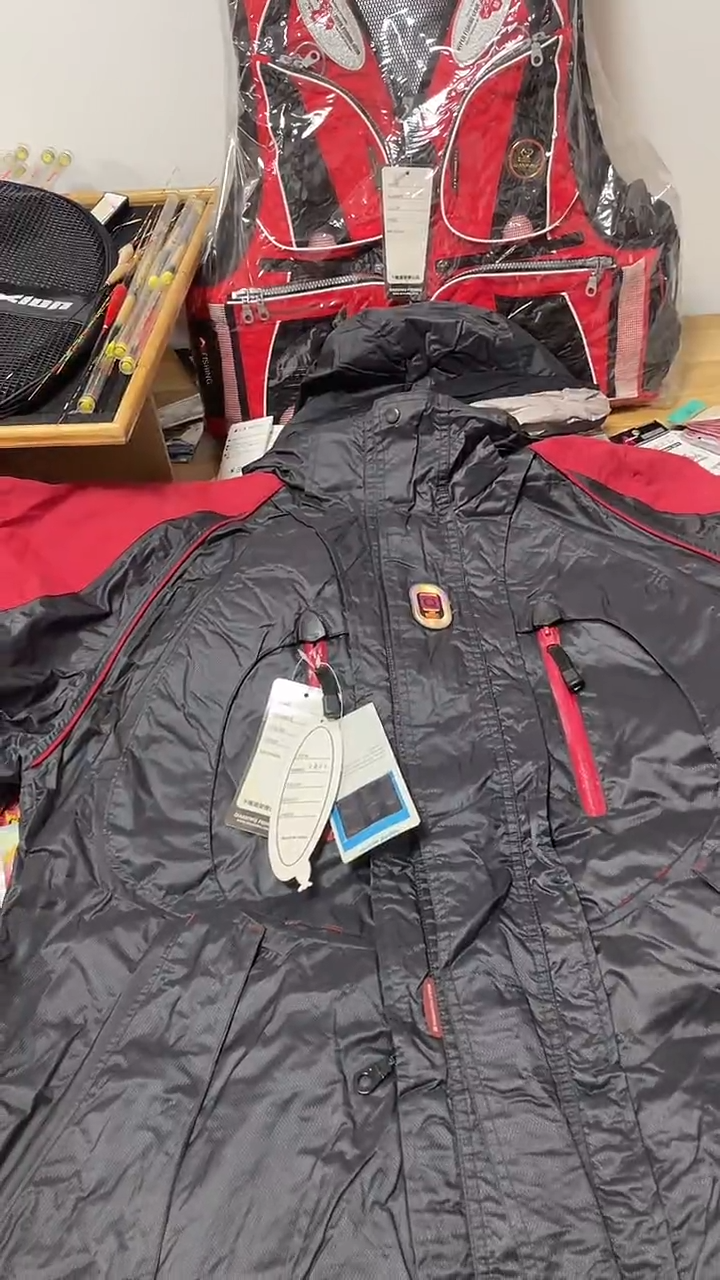 576  xl码  厚 黑红 矶钓服