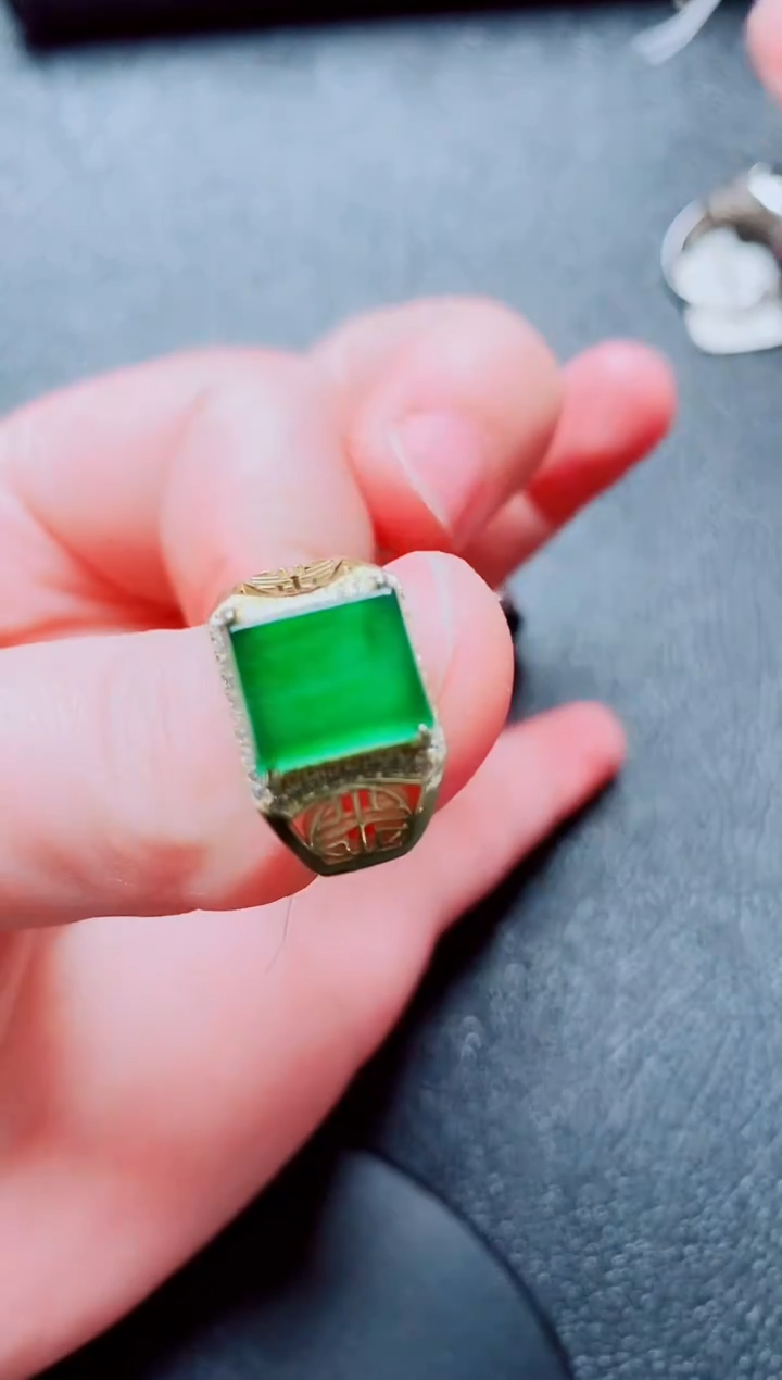 银S925镶嵌戒指翡翠111