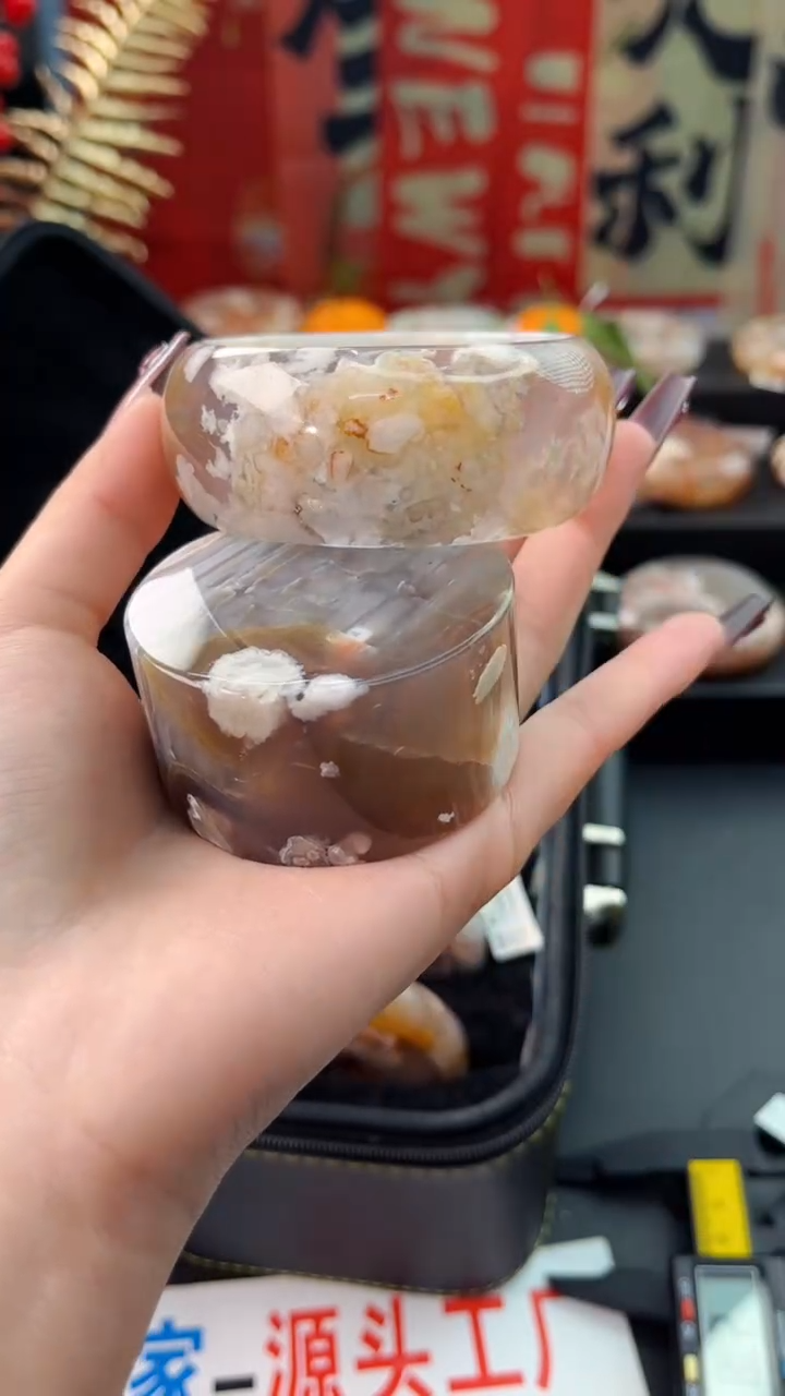 【闪购商品】石英质玉手镯未镶嵌赠送镯心（54圈口