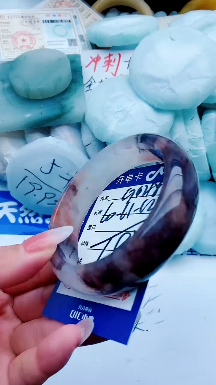 【闪购商品】石英质玉手镯未镶嵌G218+60-61