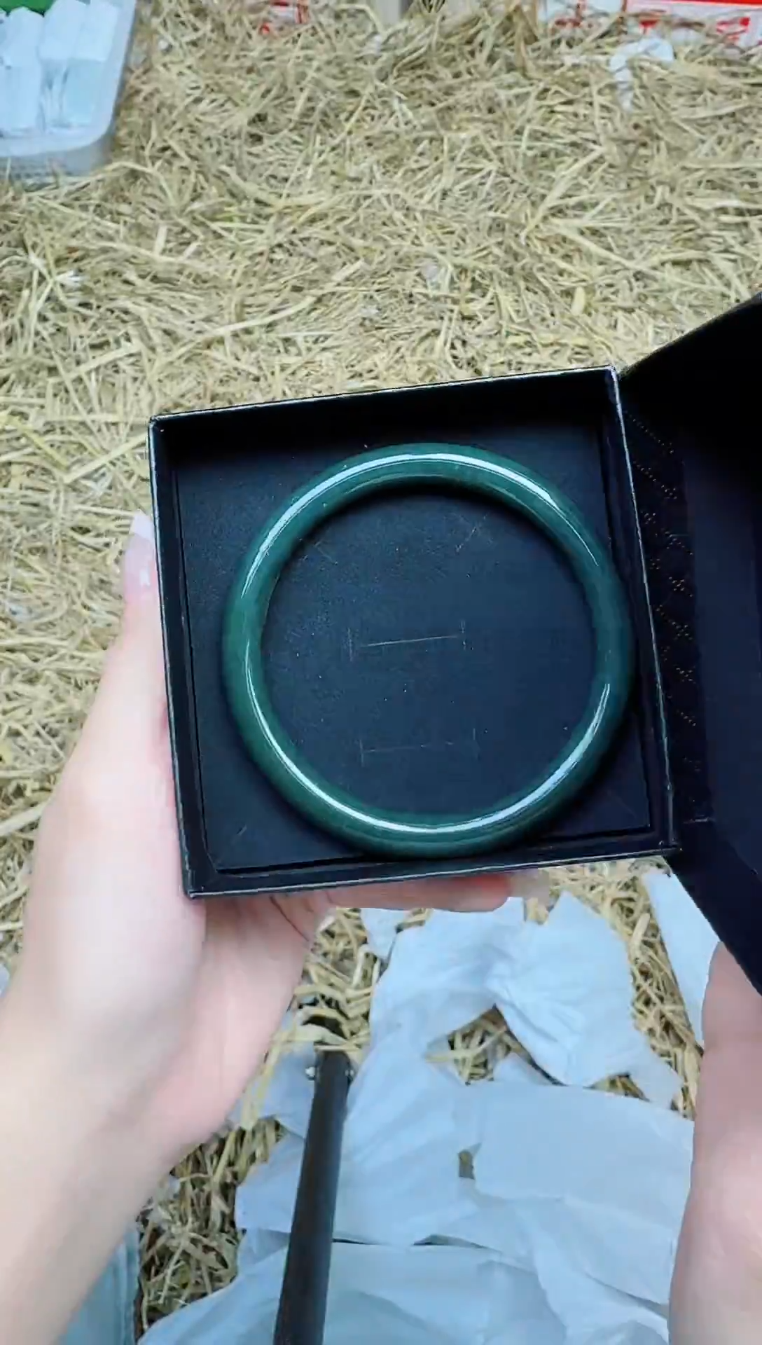 未镶嵌手镯和田玉3044--圈口63