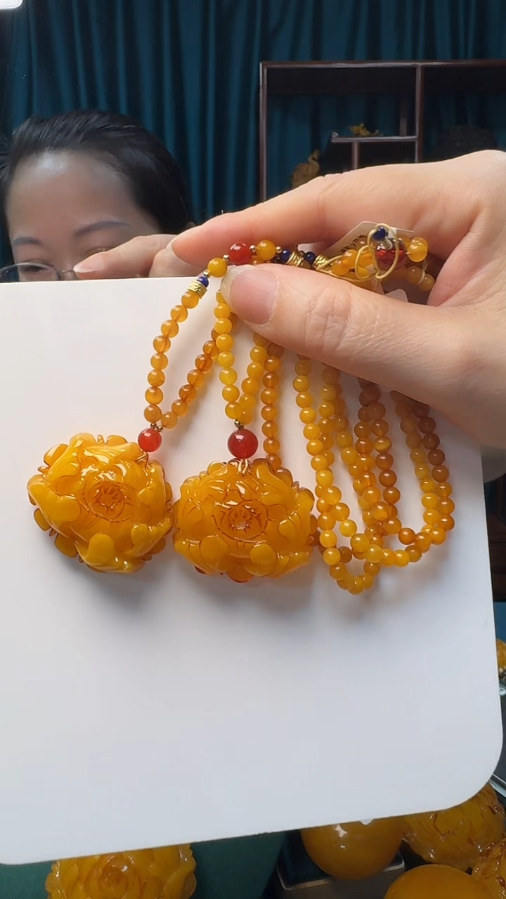 未镶嵌吊坠(赠链)琥珀蜜蜡牡丹花套装（多样性只发其一）