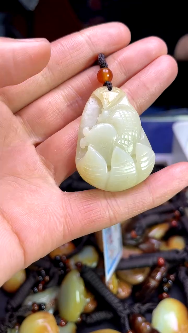 【闪购商品】和田玉颈饰未镶嵌1