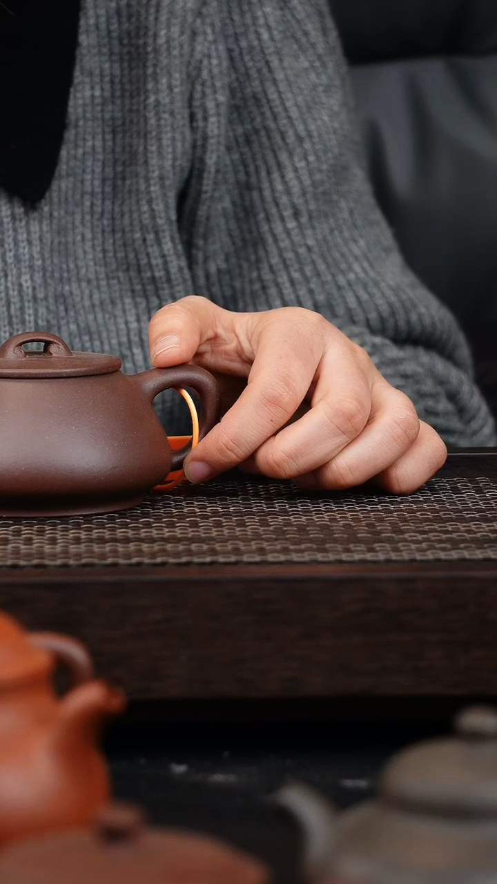 【闪购商品】紫砂茶壶微瑕平台底曹清如意石瓢