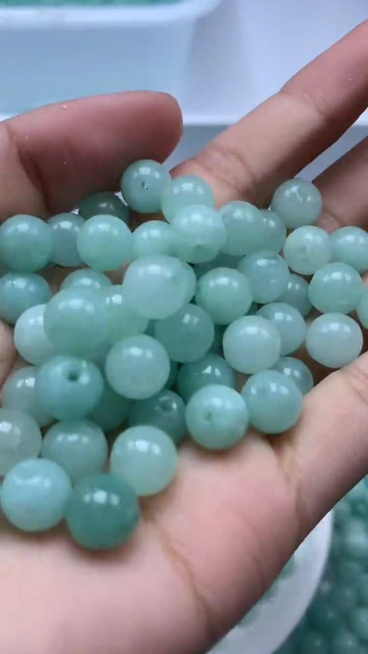 颈饰未镶嵌石英岩玉W373-豆青色8mm*20颗