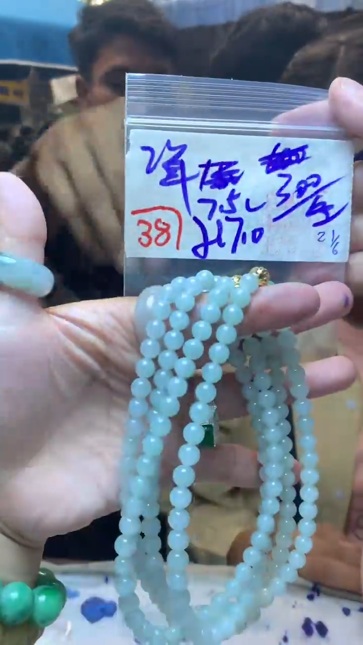 定制翡翠未镶嵌天然缅甸翡翠A多样性