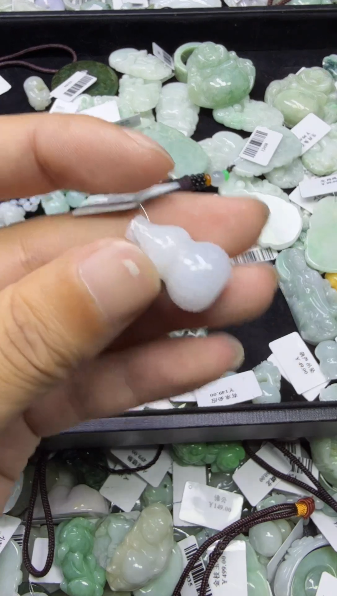【闪购商品】翡翠颈饰未镶嵌00018220