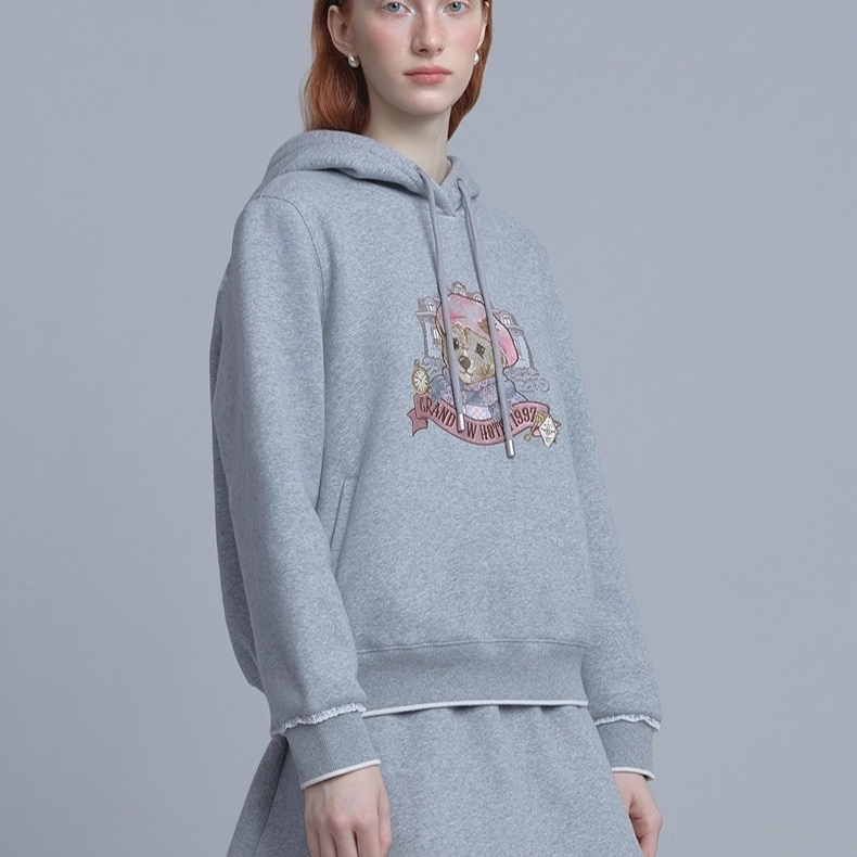 TeenieWeenie25年冬新款简约休闲大熊连帽抽绳款上衣TTMW254CC2A