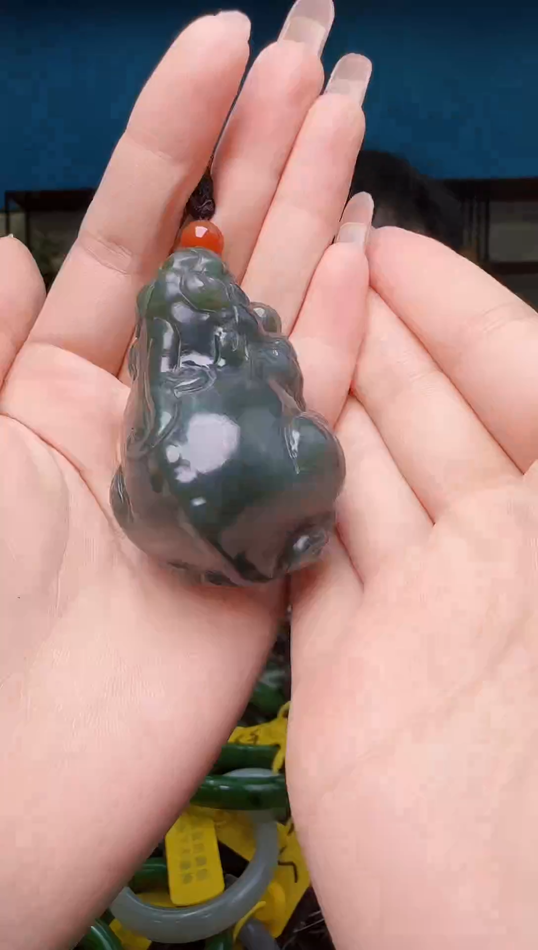 颈饰未镶嵌和田玉1