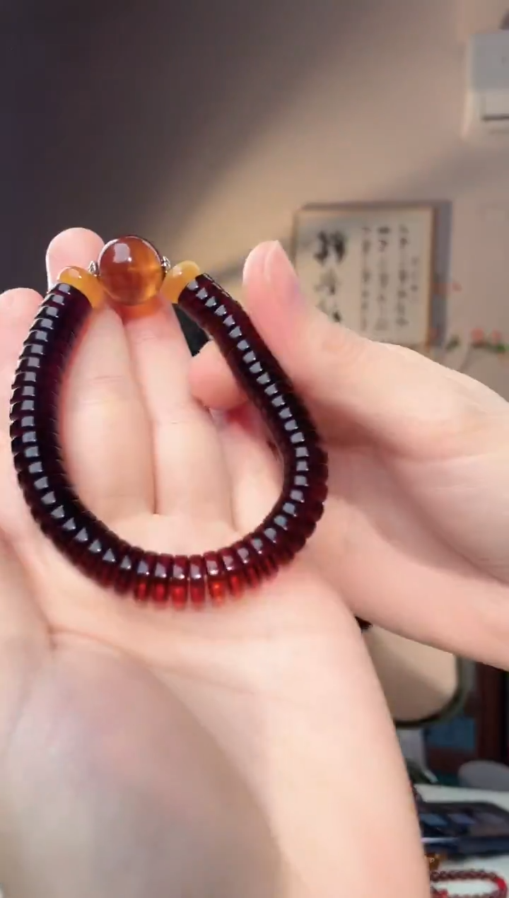裸石琥珀未镶嵌10+ 血珀直切手串设计款