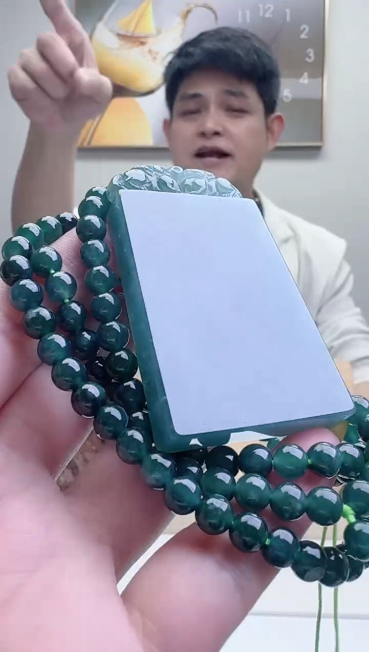 颈饰未镶嵌翡翠天然A货翡翠 多样性随机发其一