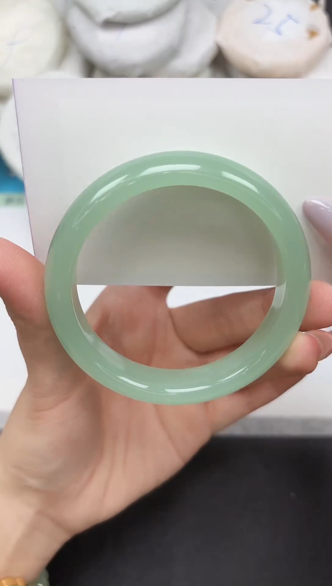 未镶嵌手镯石英质玉271-58