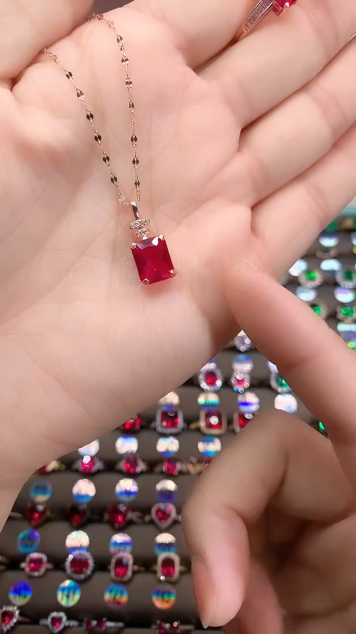 【闪购商品】红宝石吊坠(赠链)银S925镶嵌玫瑰金7.9