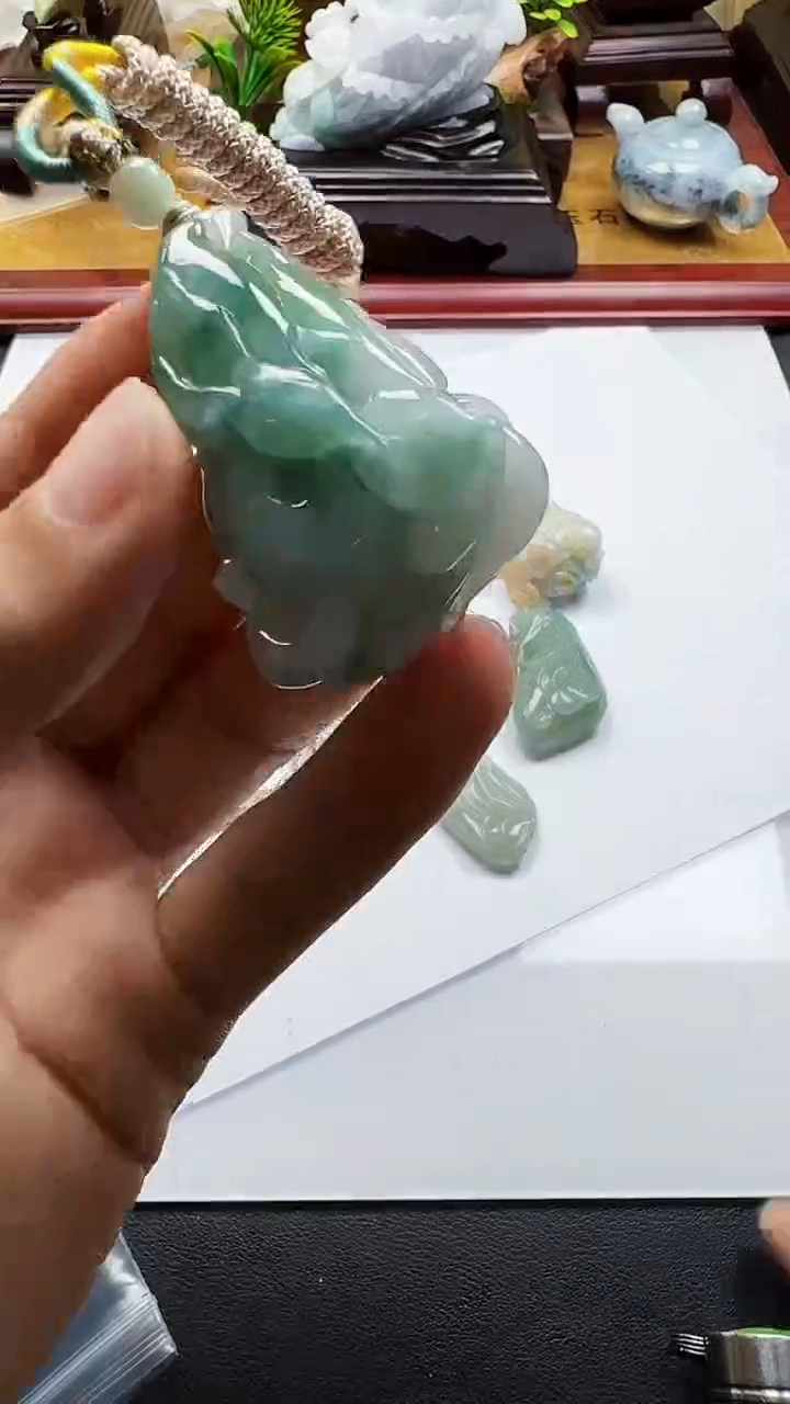 吊坠(不含链)未镶嵌翡翠1